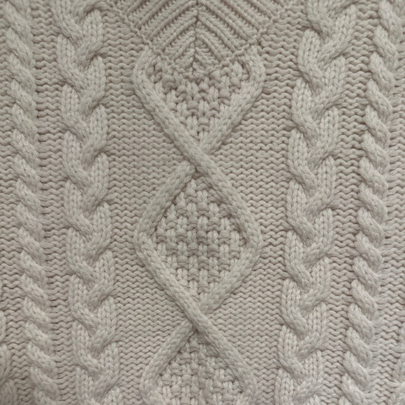 Aritzia cable knit vest cream xs - Picture 2 of 4